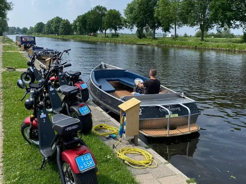 Découvrez Giethoorn & Weerribben